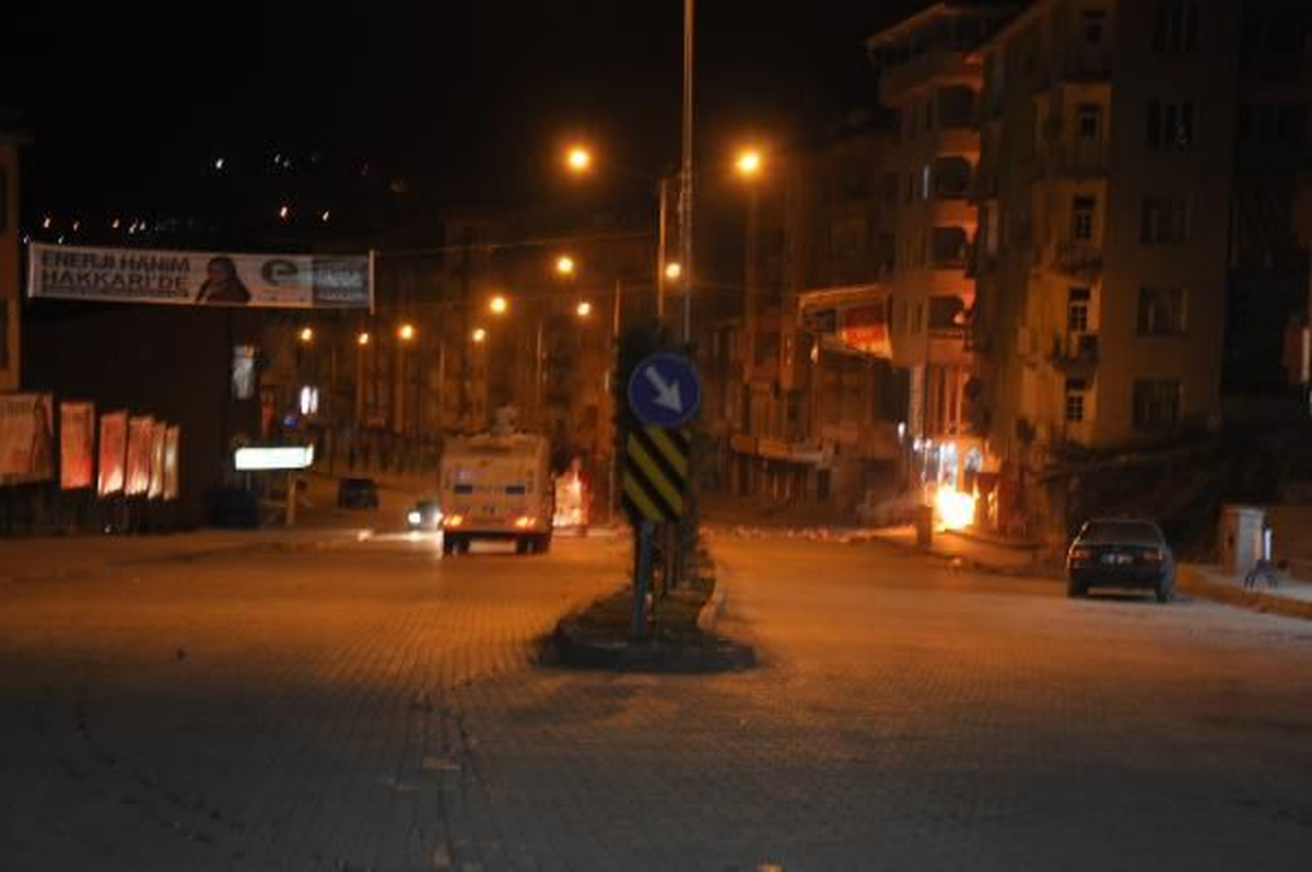 Hakkari\'de PYD\'ye Destek Eylemi
