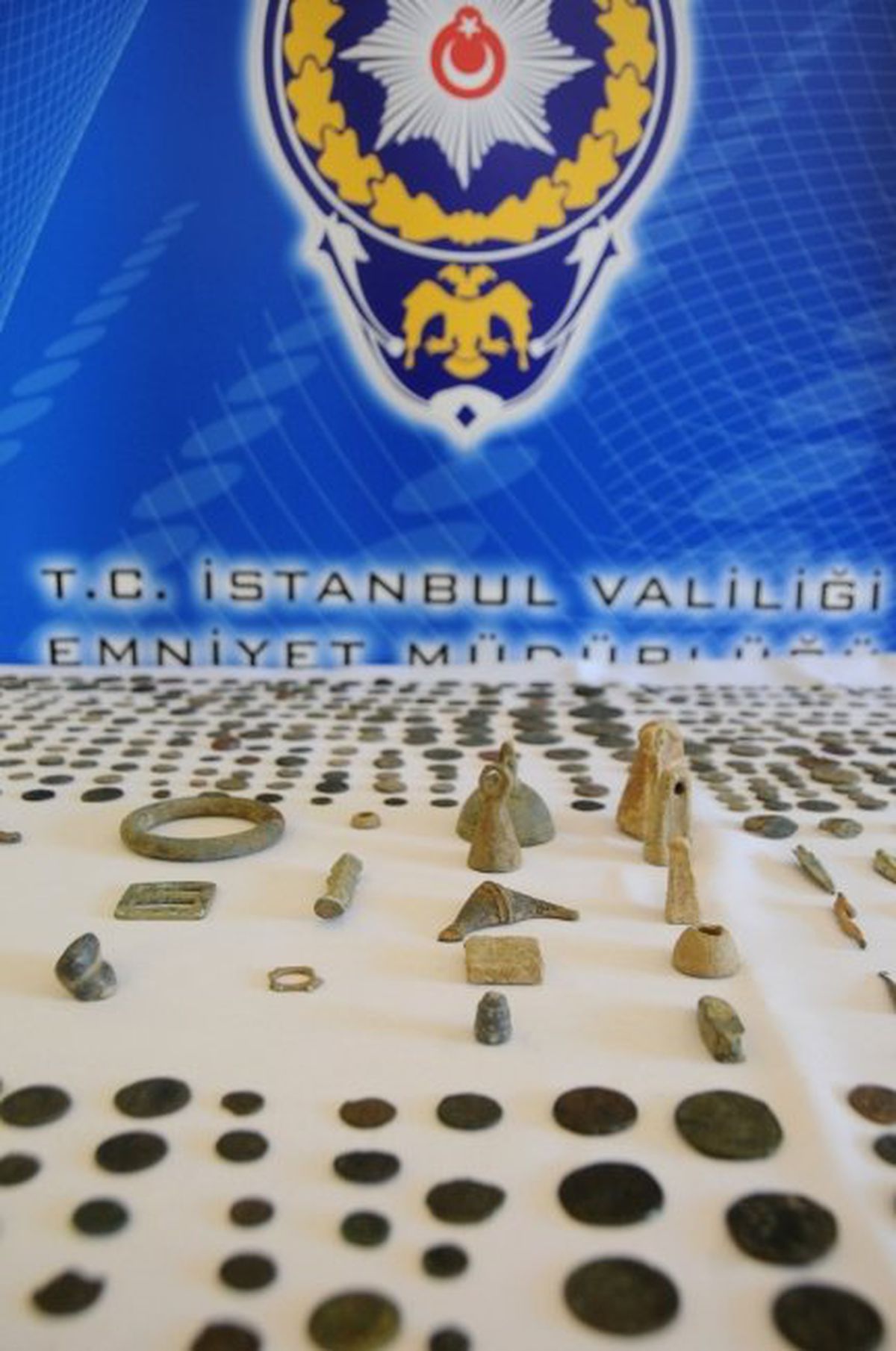 İstanbul\'da Tarihi Eser Kaçakçılığı Operasyonu Yapıldı