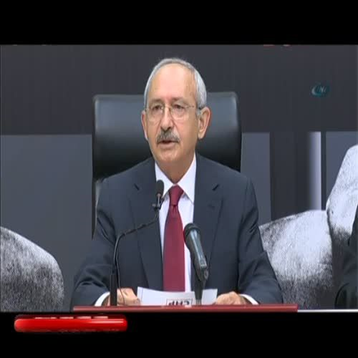 Kılıçdaroğlu\'ndan Sert Eleştiri: Sen Kimsin Ki, İzin Veriyorsun Bu Gençlere"