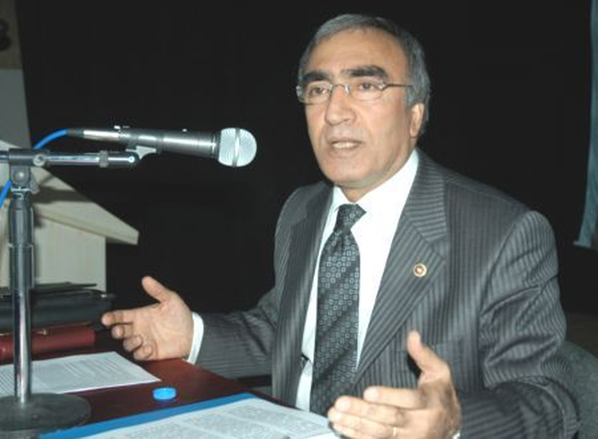 MHP\'li Öztürk: Hükümet Güvenliği Ön Planda Tutan Bir Suriye Politikasına Dönmek Zorunda