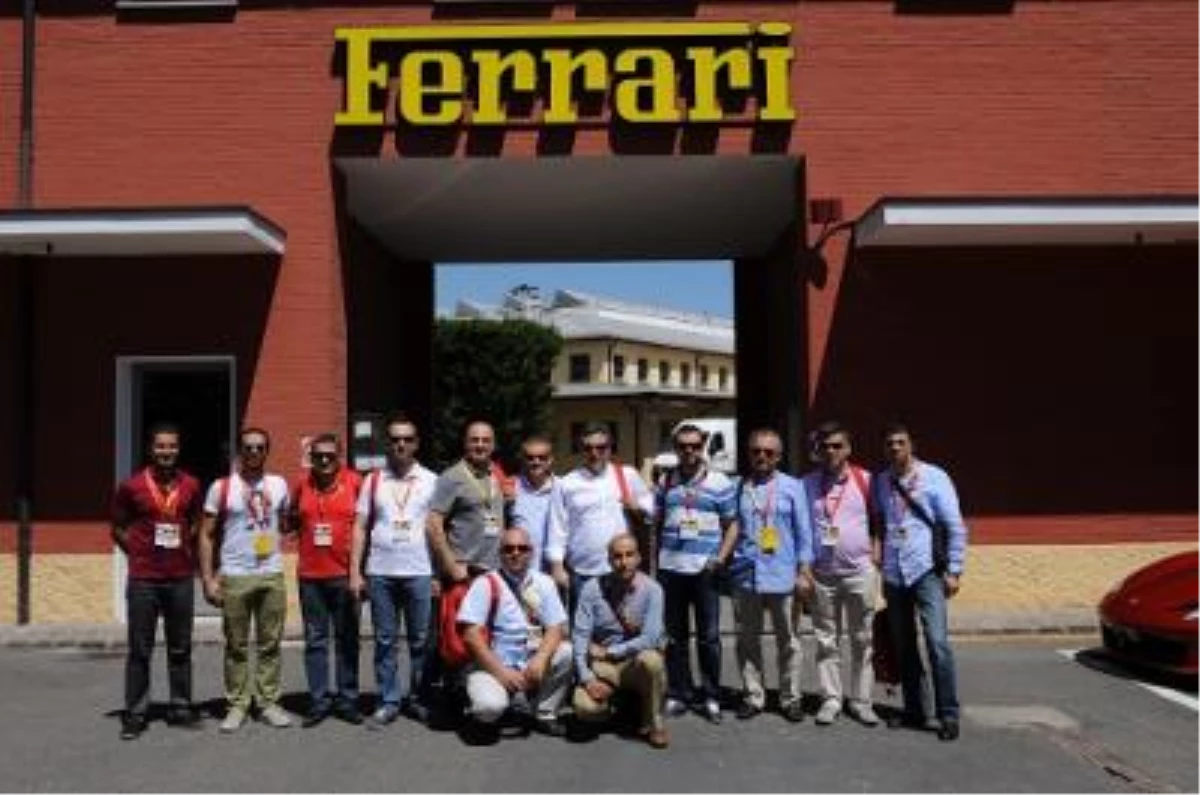 Shell, Renault ve Fiat Yetkili Servis Yöneticilerini Ferrari Dünyası ile Tanıştırdı