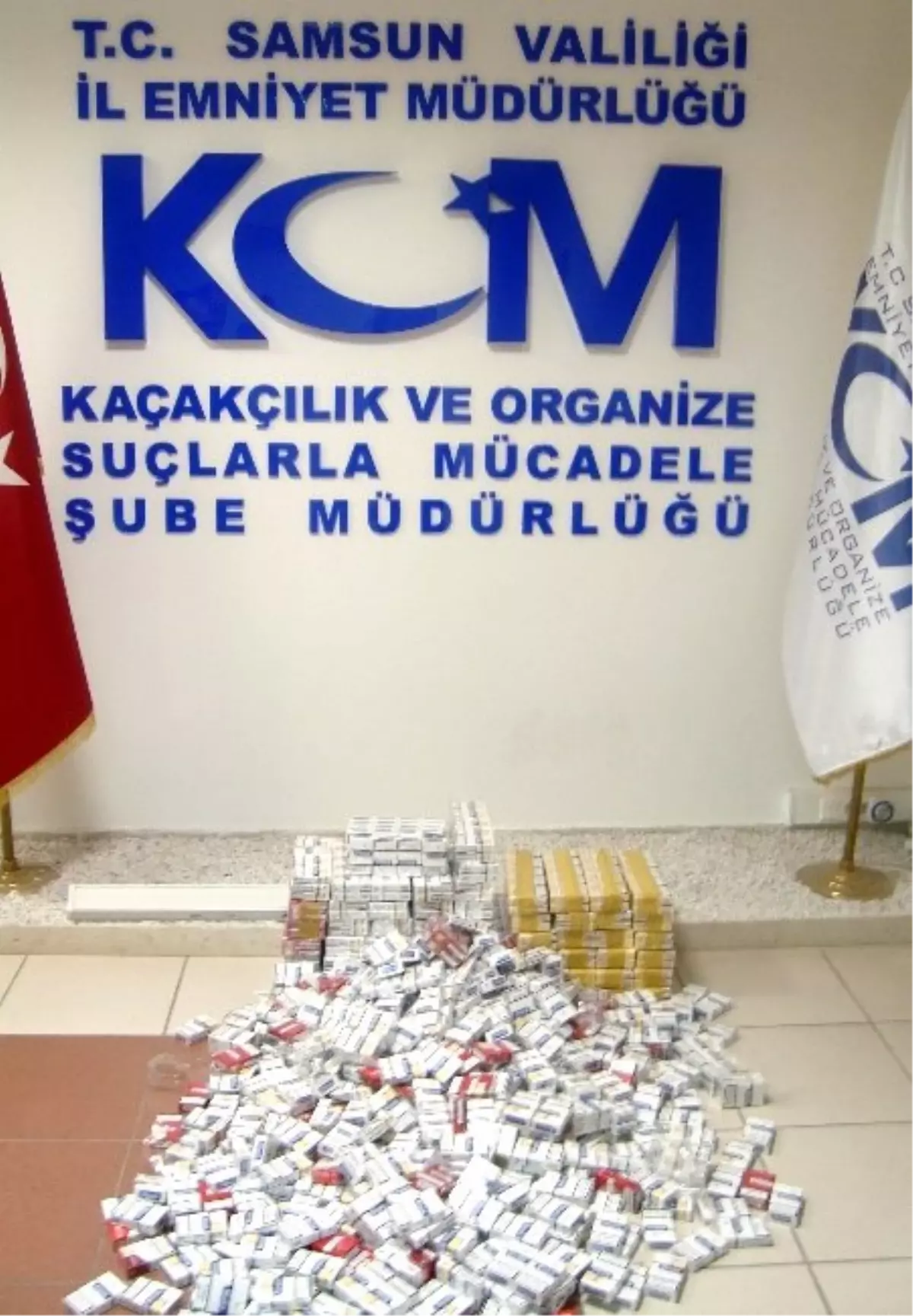 Yolcu Otobüsünde Bin 250 Paket Kaçak Sigara Ele Geçti