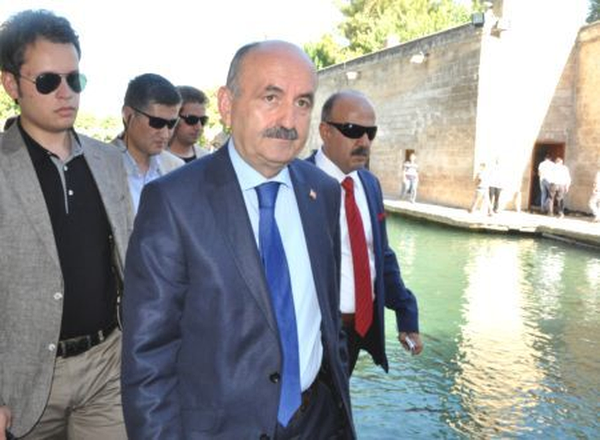 Bakan Müezzinoğlu: 20 Bin Uzman Hekime İhtiyaç Var