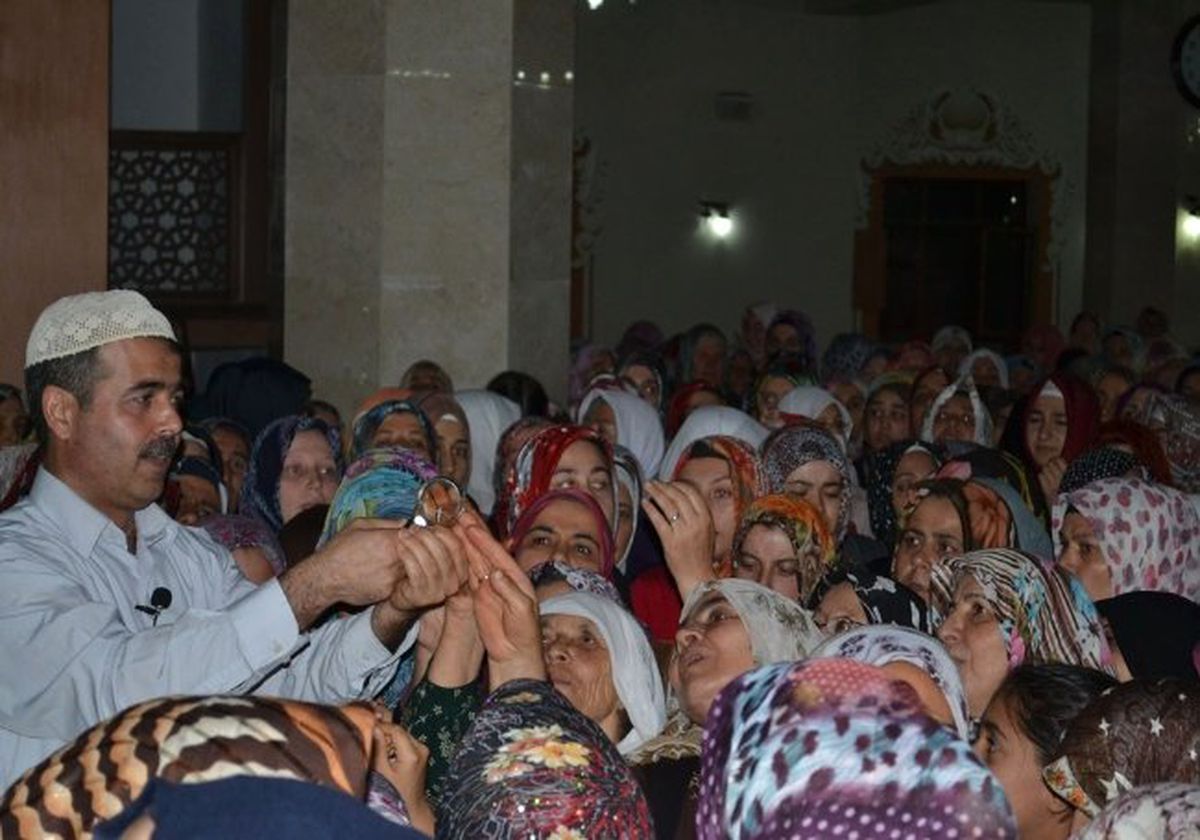 Camilerde Sakal-I Şerif Ziyareti