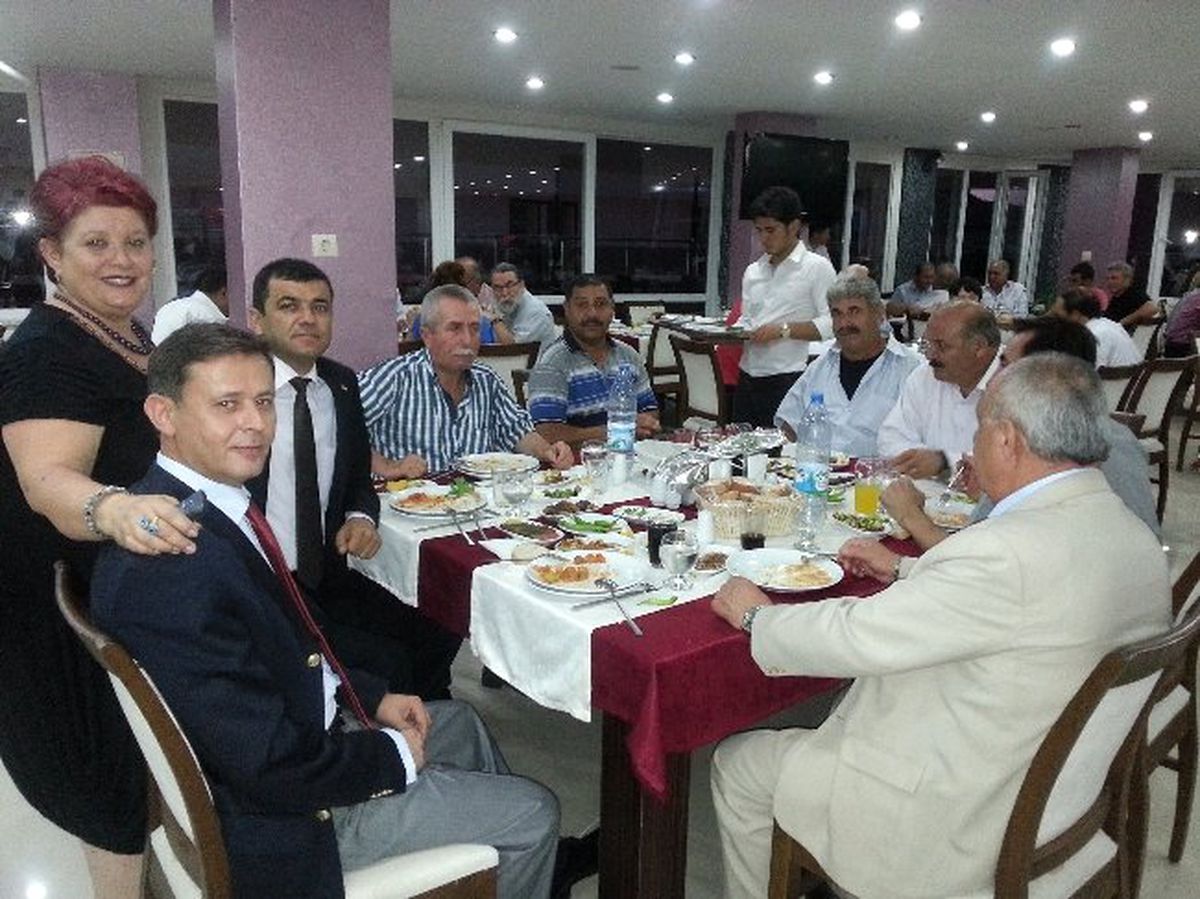CHP İftarda Muhtarlarla Buluştu