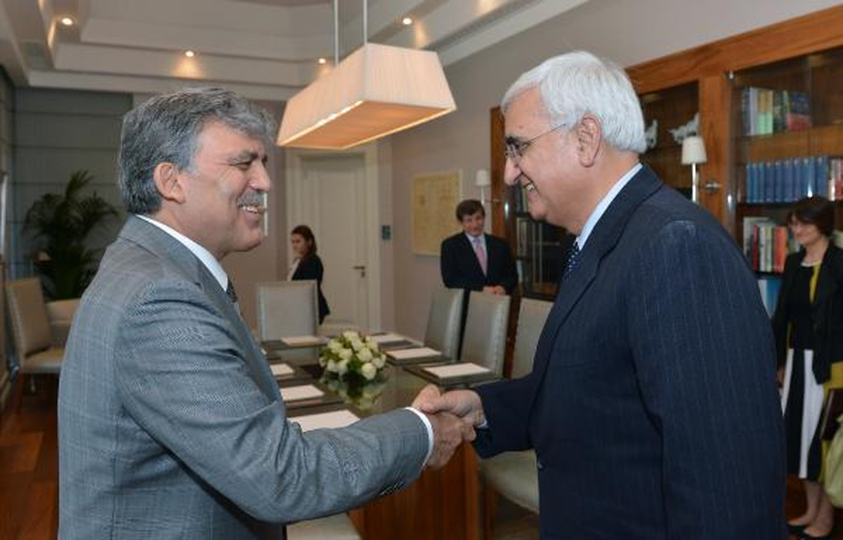 Cumhurbaşkanı Gül, Davutoğlu ile Hindistan Dışişleri Bakanını Kabul Etti