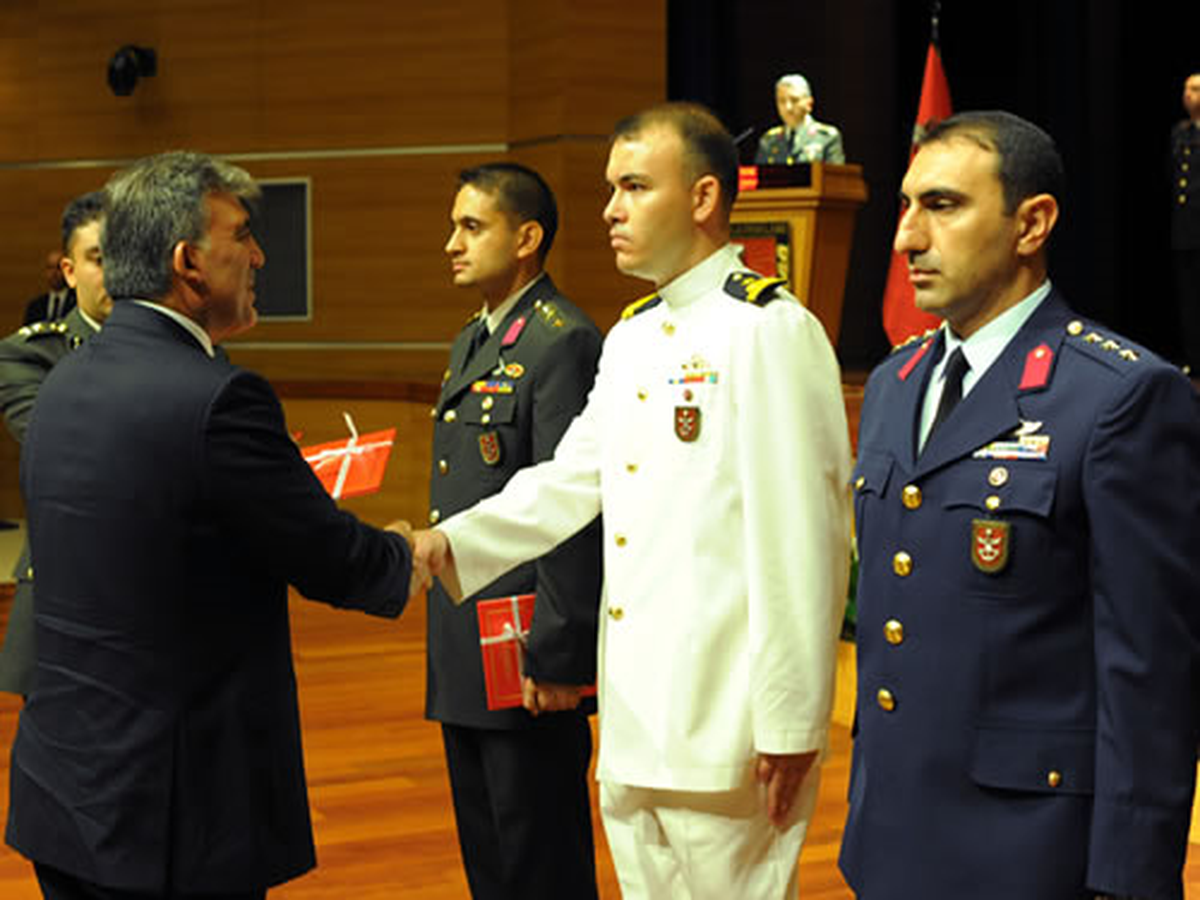 Cumhurbaşkanı Gül, Harp Akademilerinin Mezuniyet Törenine Katıldı