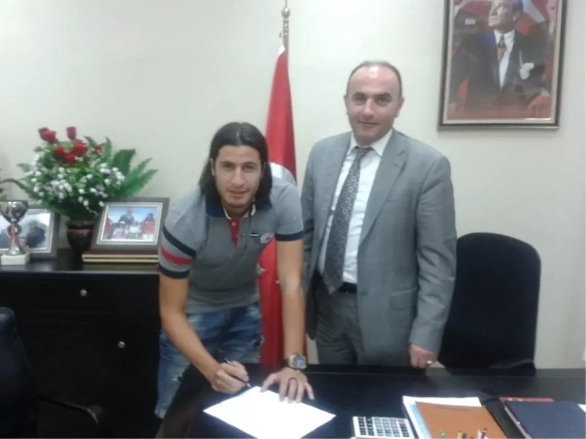 Erzurum Büyükşehir Belediyespor, Onur Demir"İ Transfer Etti