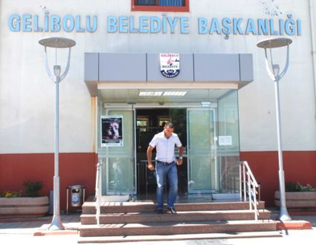 Gelibolu Belediyesi Operasyonunda 4 Kişi Tutuklandı