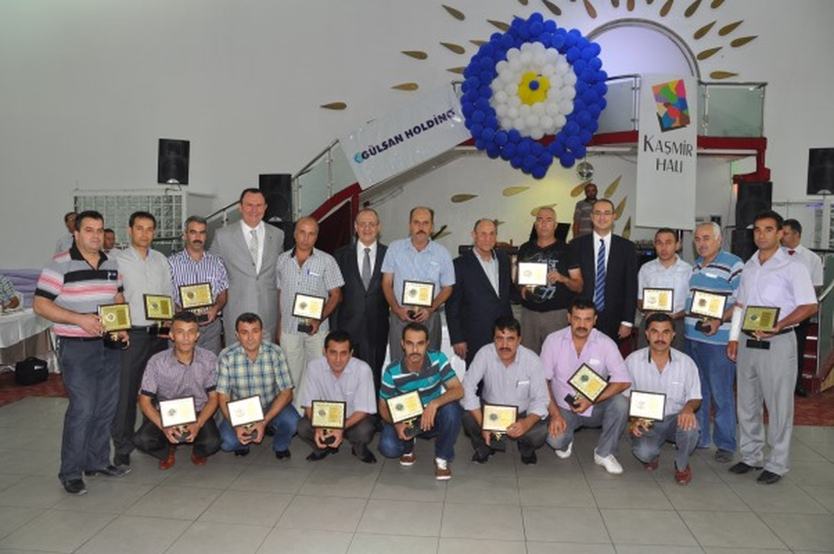 Gülsan Holding Çalışanları Geleneksel İftar Yemeğinde Buluştu