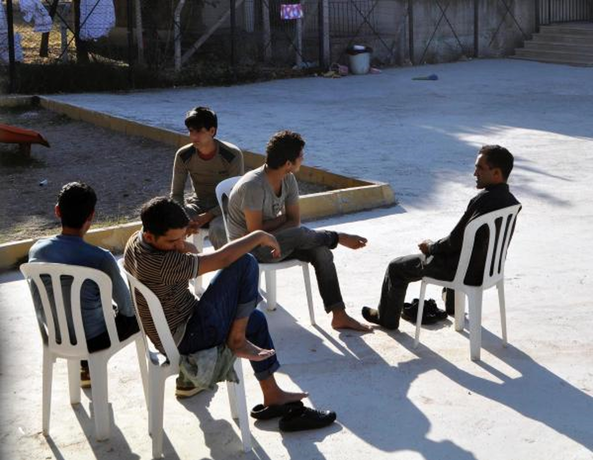 Kaçakları Ölümden Sahil Güvenlik Kurtardı