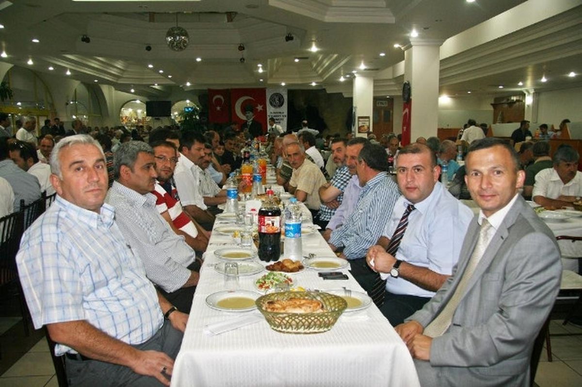 Sungurlu Tso\'dan Geleneklsel İftar Yemeği