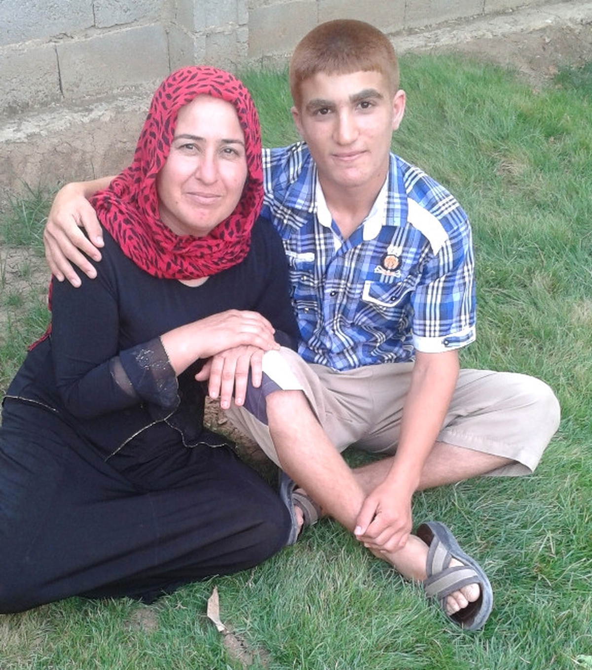 Suriye\'den Gelen Kurşunla Hayatını Kaybeden Genç Toprağa Verildi