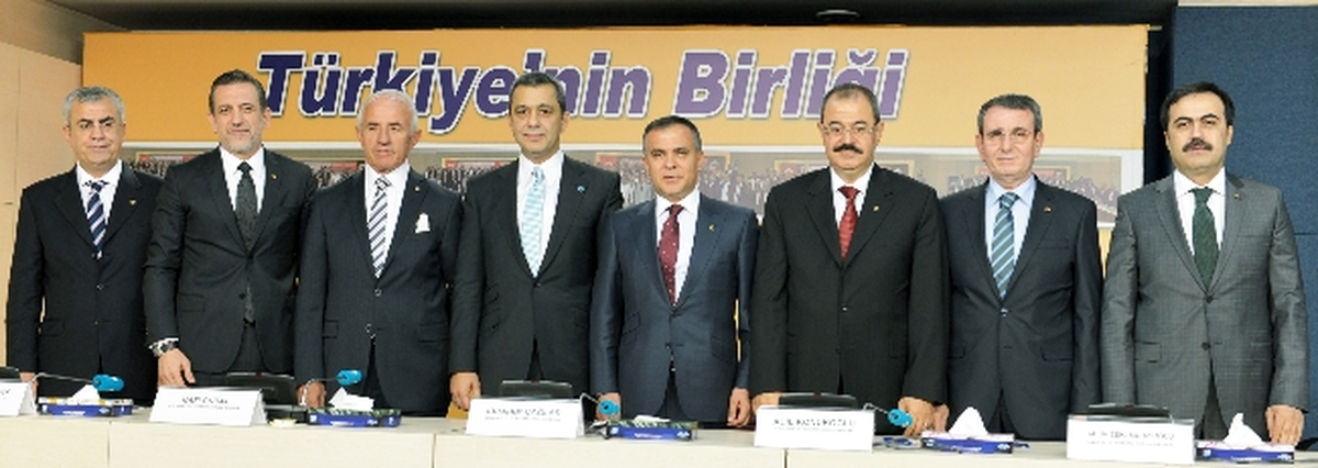TOBB Başkanı Hisarcıklıoğlu\'na Başkanlık Seçiminde Büyük Destek