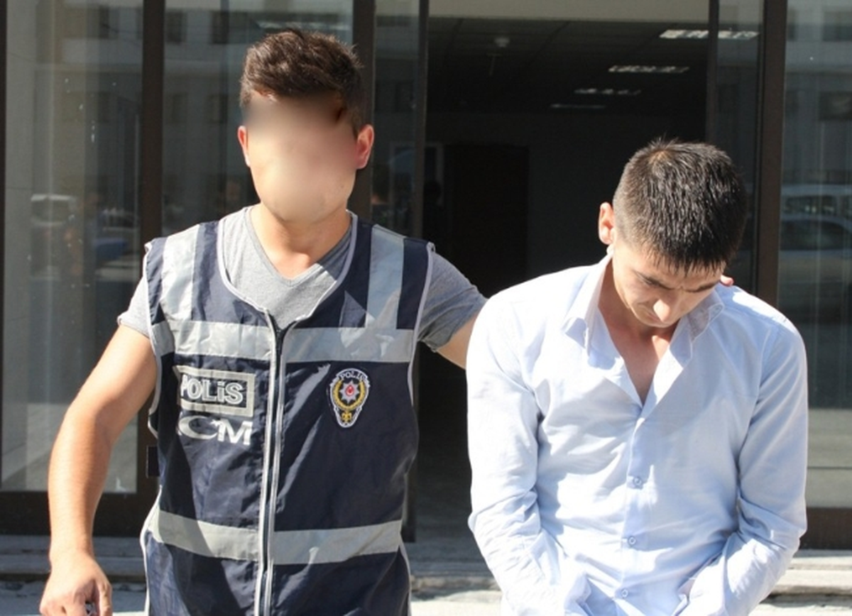 Uyuşturucu Hap Operasyonu Polis Kamerasında