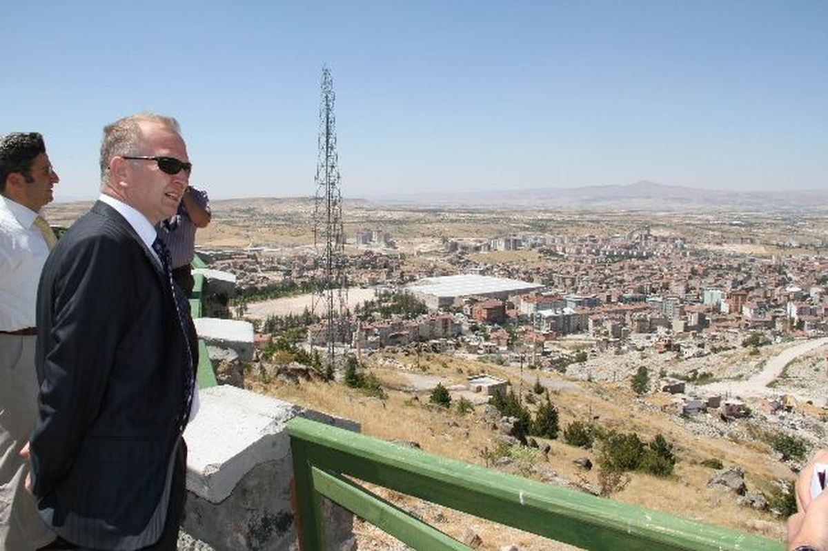 Vali Ceylan Orman Arazilerinde İncelemelerde Bulundu