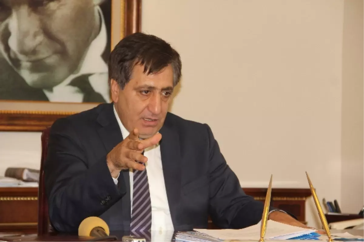 Vali Küçük Çalışmaları Değerlendirdi