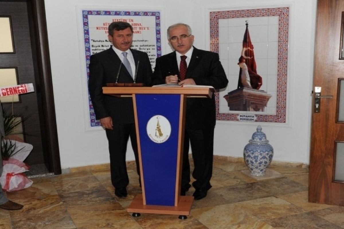 Vali Tuna ve Balkanlıoğlu, Kütahya Valisi Yılmaz\'ı Ziyaret Etti