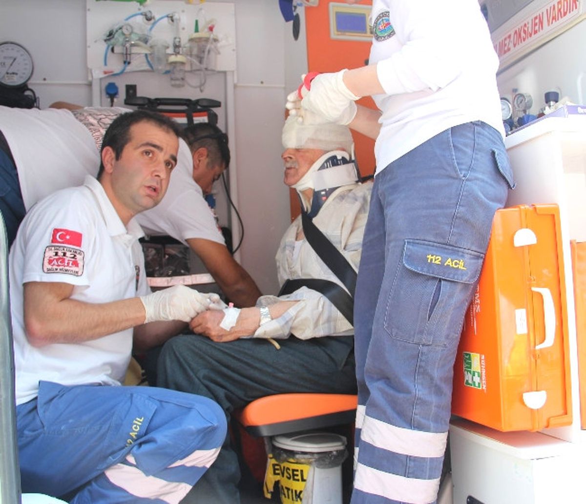 5 Dakika Arayla 2 Kaza: 2 Yaralı