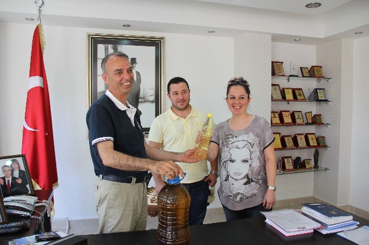 Alaplı\'da 5 Litre Atık Yağ Getirene Bir Litre Ayçiçek Yağı Kampanyası