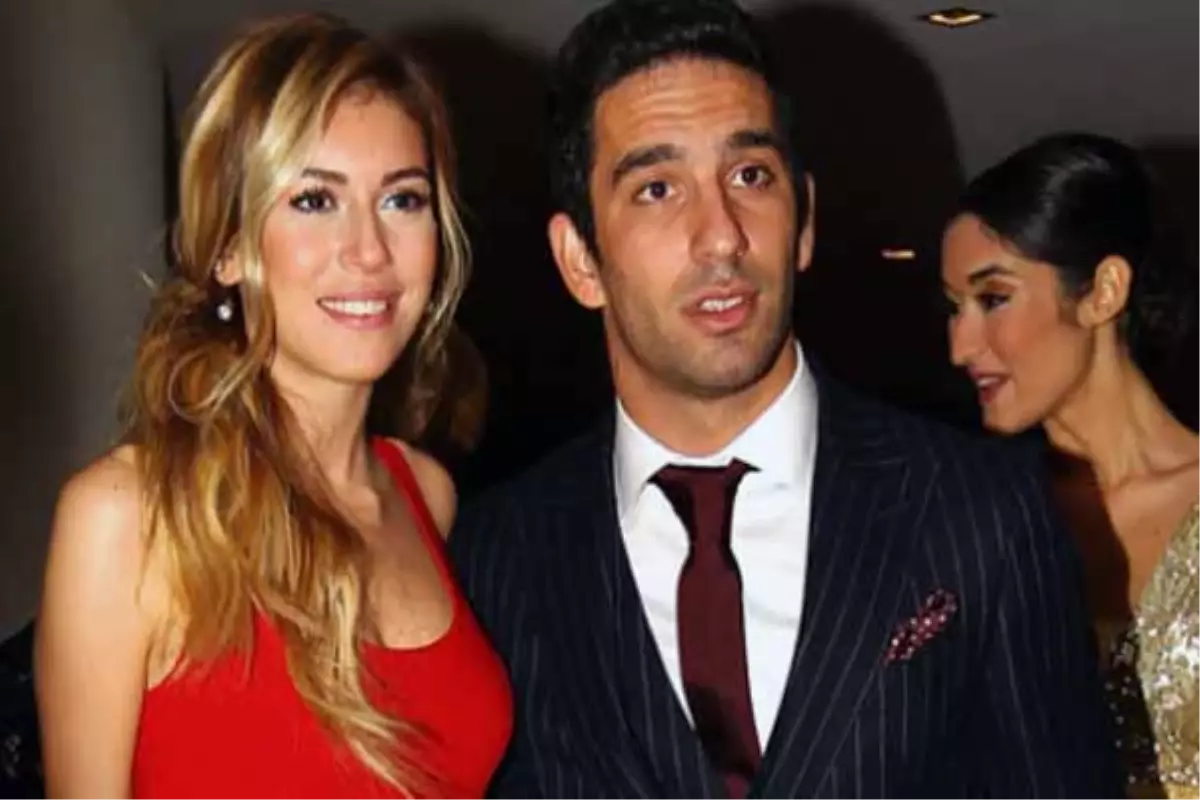 Arda-Sinem İlişkisindeki Belirsizlikten Aileleri de Rahatsız