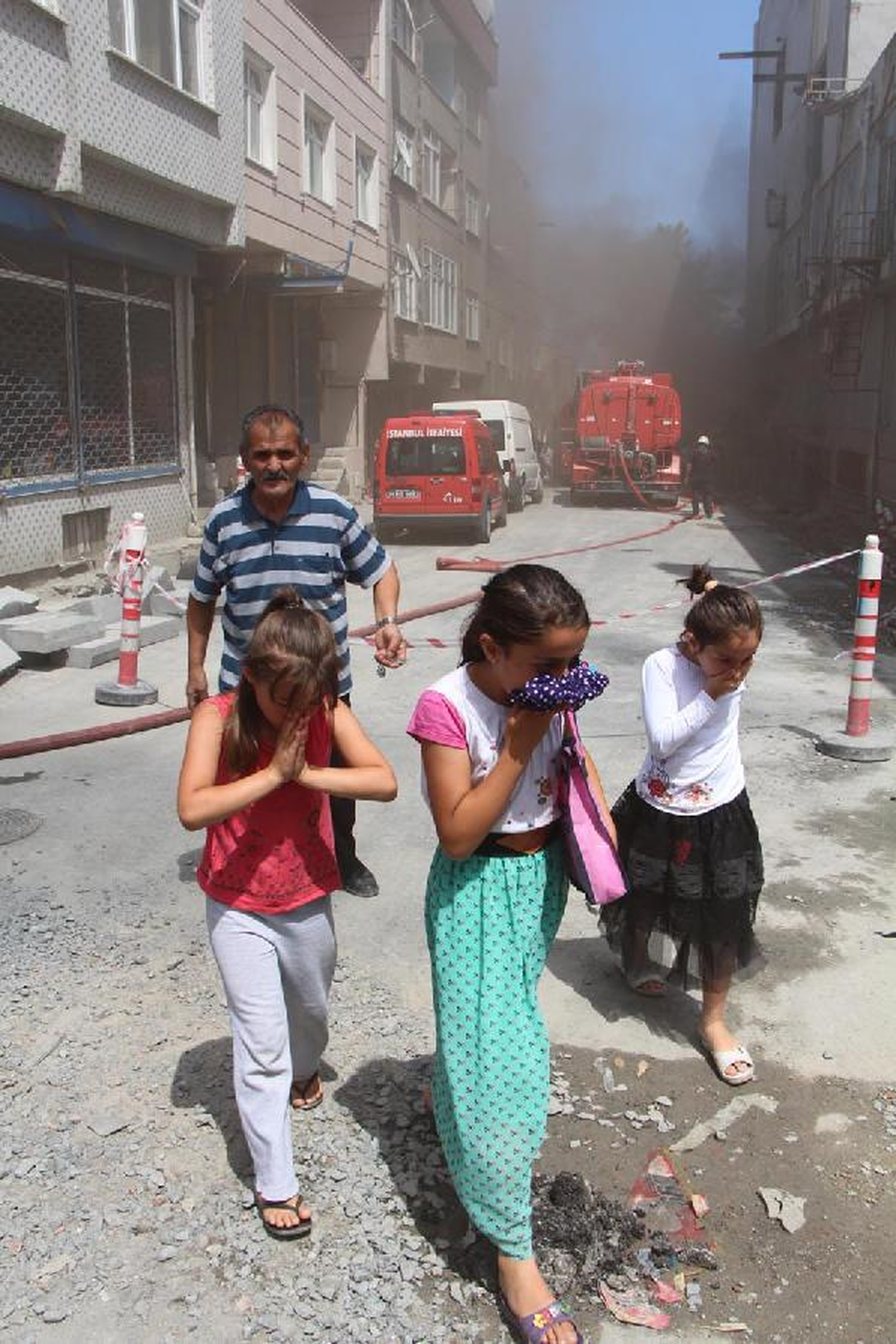 Bağcılar\'da Fabrika Yangını