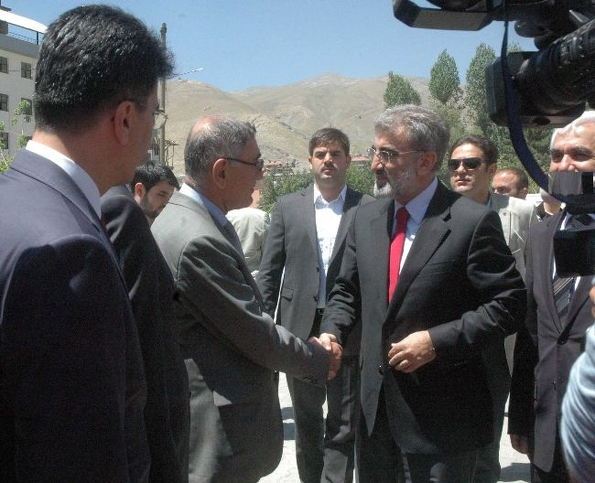 Bakan Yıldız Hakkari\'de