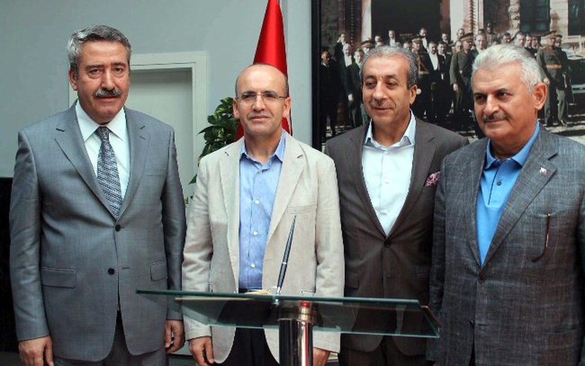 Bakanlardan Diyarbakır Valisi Kıraç\'a Ziyaret