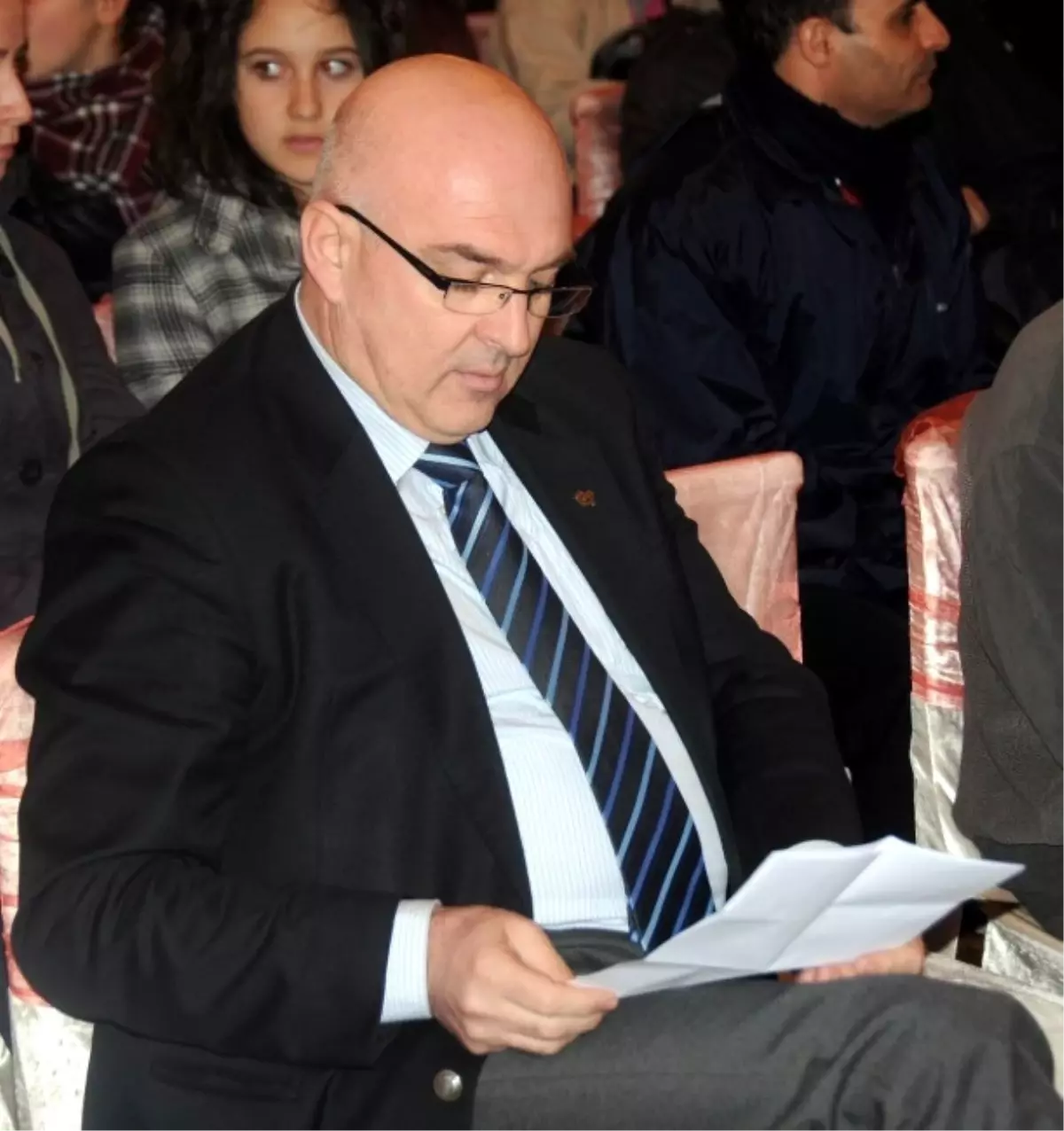 Bandırma'da Belediye Başkanlığı İçin Yarış Sürüyor