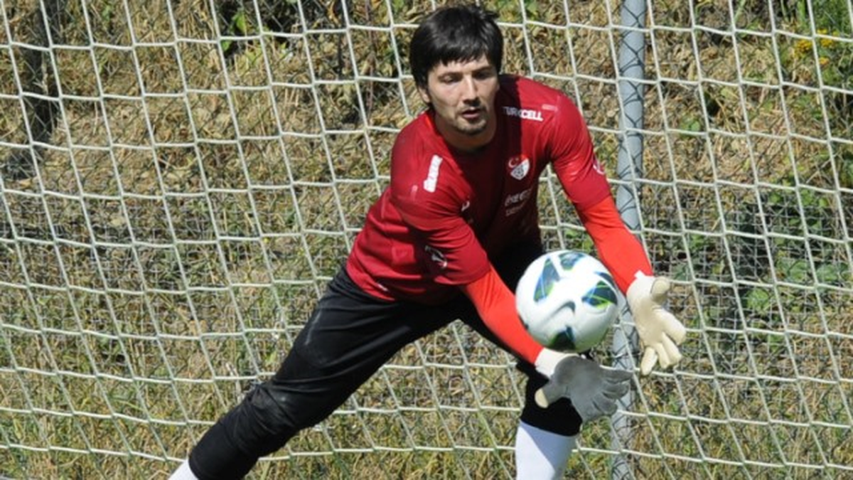 Tolga Zengin Yeni Takımının Avusturya Kampına Katıldı