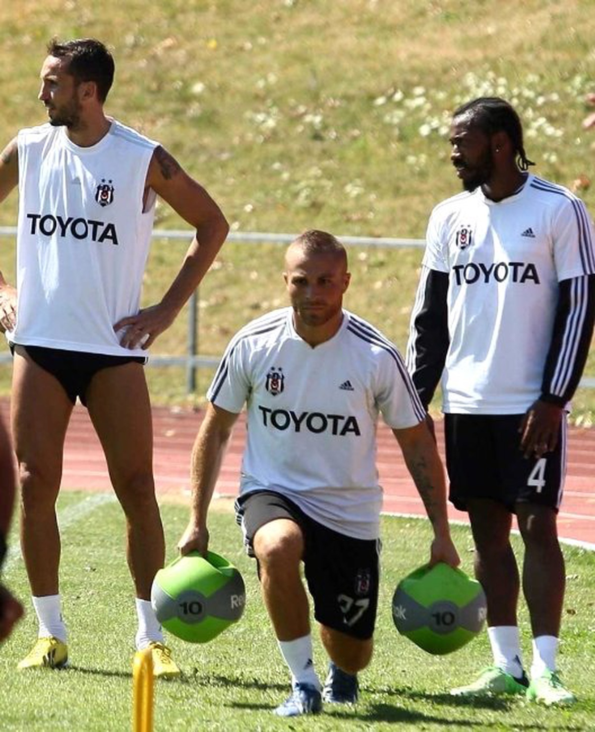 Beşiktaş\'ta Yeni Sezon Hazırlıkları Sürüyor