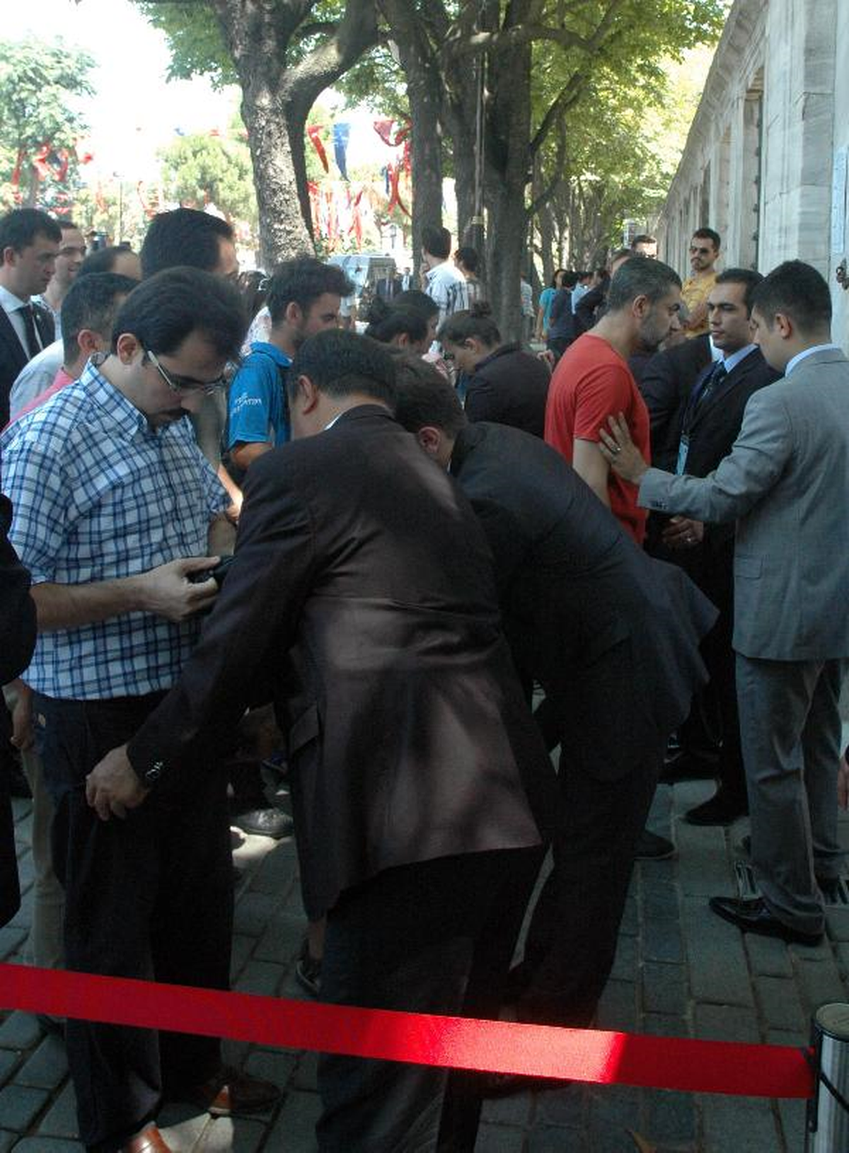 Cumhurbaşkanı Gül Sultanahmet Camii\'nde