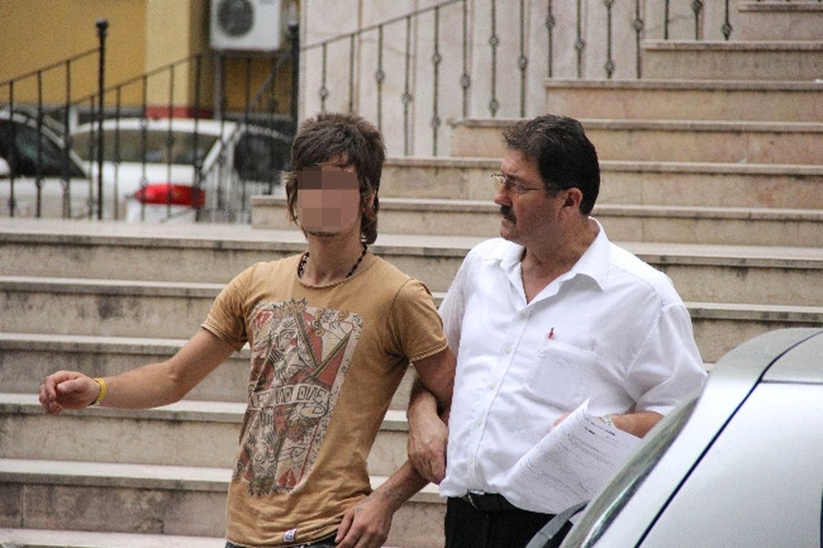 İmza Atmaya Gitmeyince Tutuklandı
