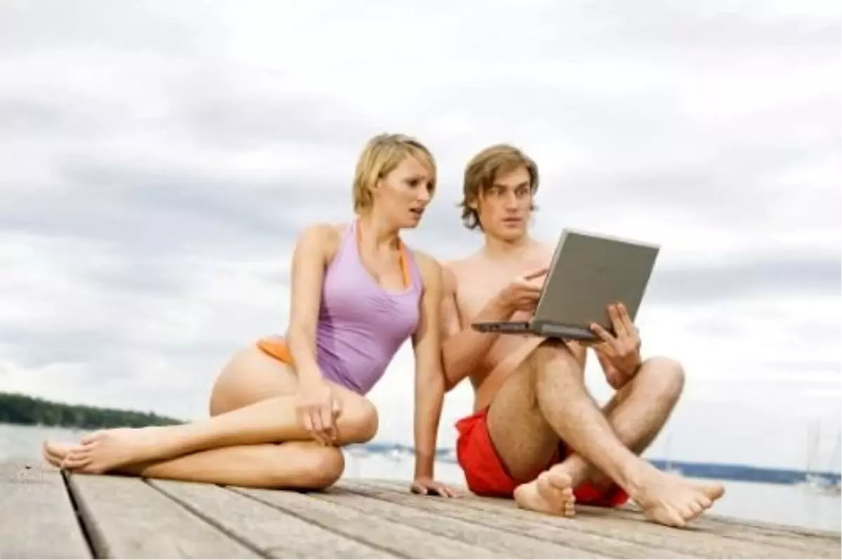 İşkolikler İçin Tatilde Güvenli Çalışmanın Püf Noktaları