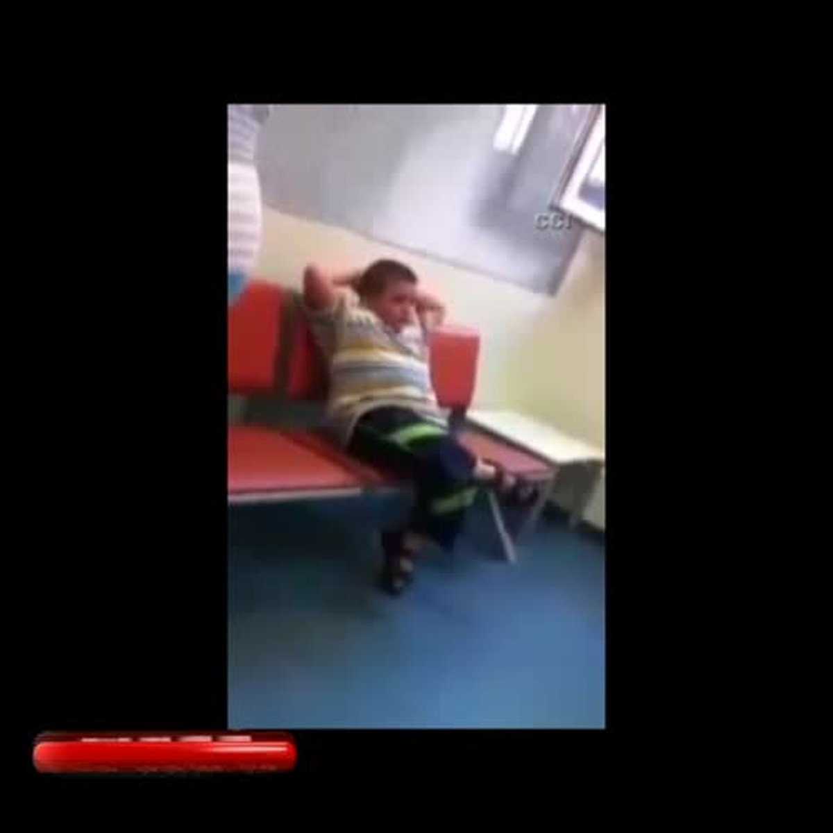 İstanbul\'da Kan Vermek İstemeyen Çocuk Tepki Gösterdi