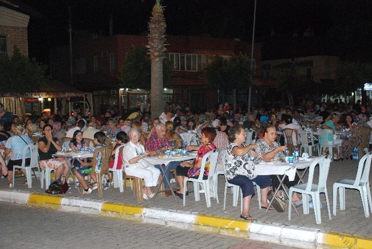 Marmaris İftarda Buluştu