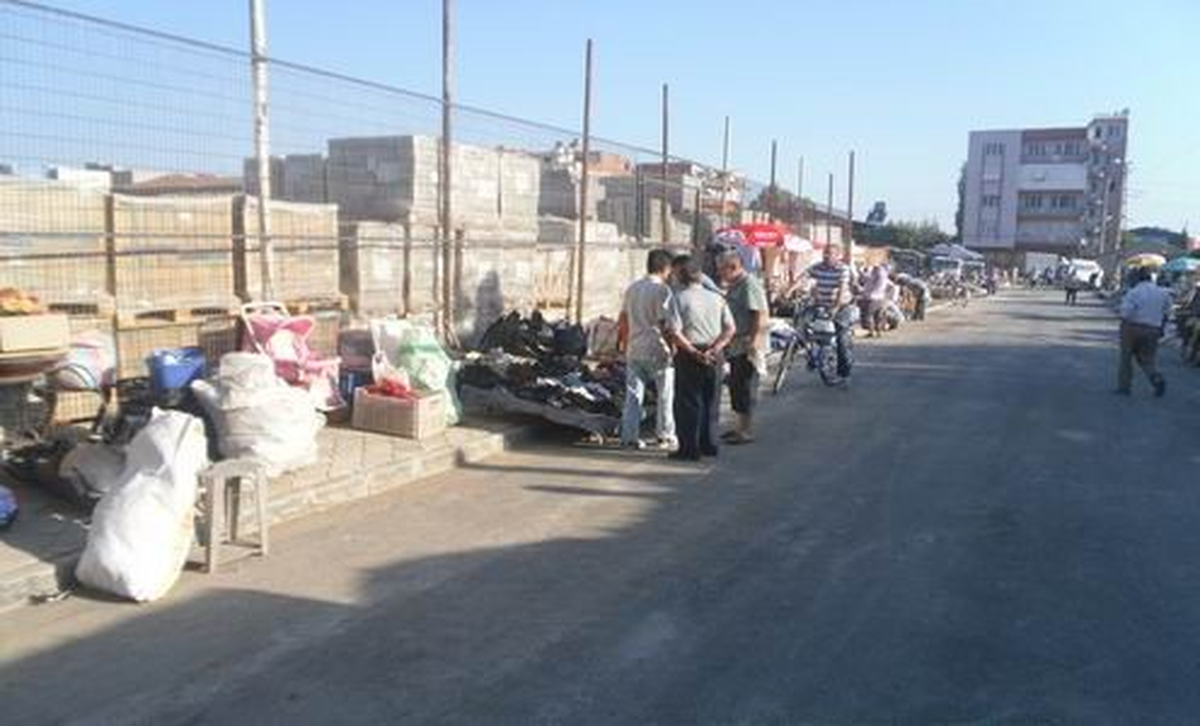 Salihli\'de İkinci El Eşya Pazarı Yeni Yerine Taşındı