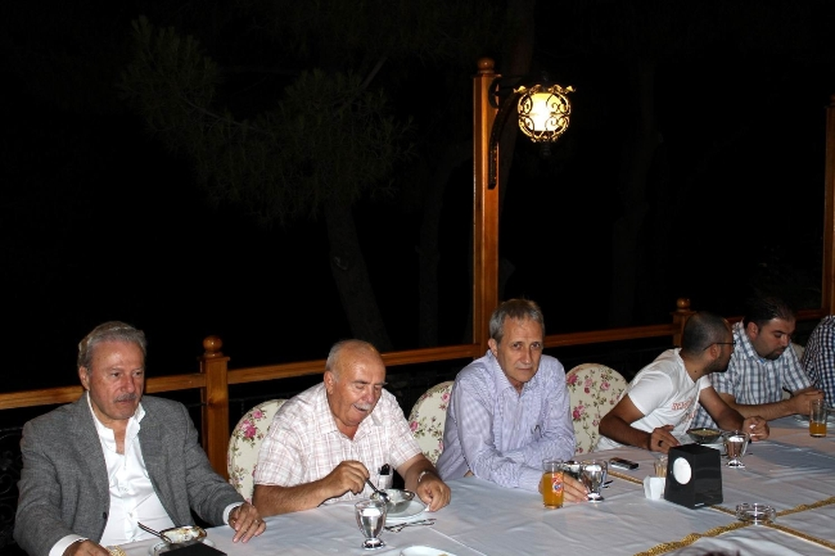 Salihlili Gazeteciler Birlikte İftar Açtı