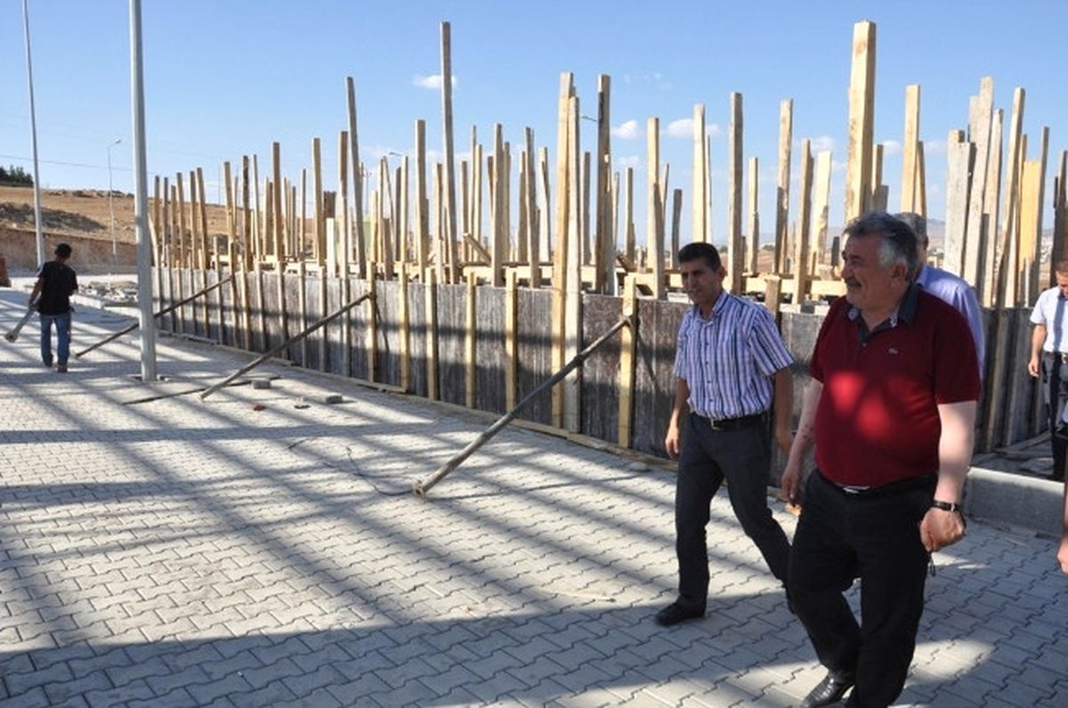 Siirt\'te Otobüs Terminalinin Yapım Çalışmaları Başladı