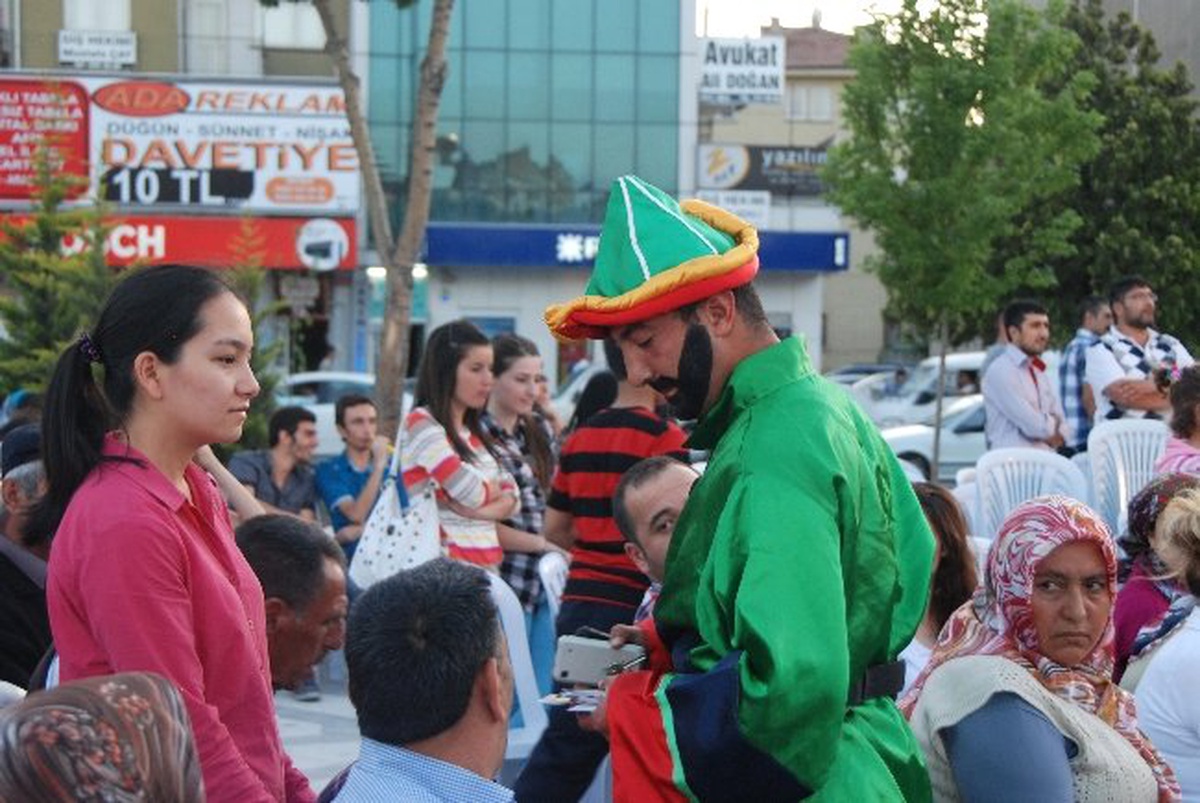 Sincan Belediyesi Her Gün Bir Mahalle de Şenlik Düzenliyor