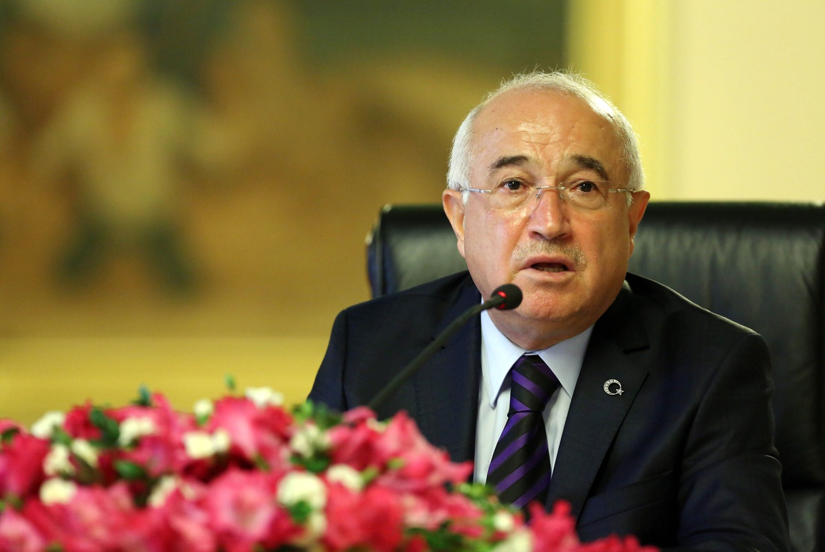 TBMM Başkanı Çiçek\'ten, Bahçeli\'ye Geçmiş Olsun Mesajı