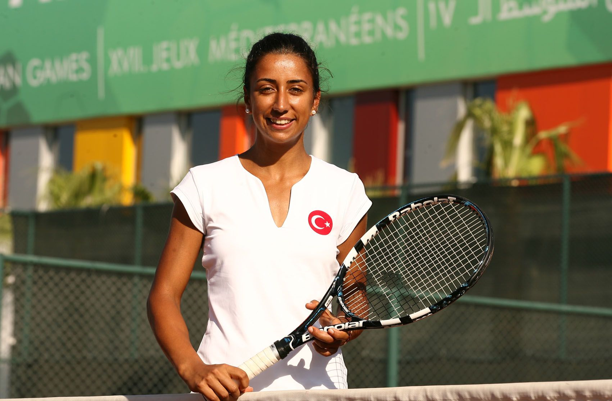 Tenis
