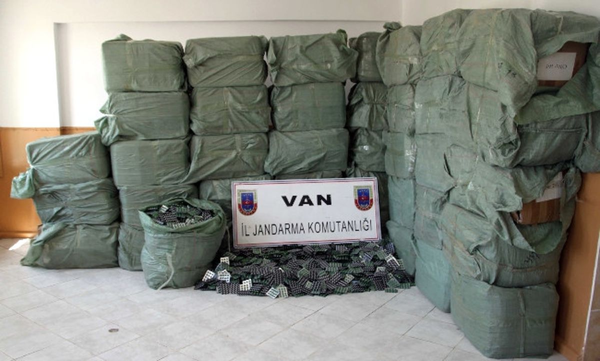 Van\'da Zayıflatıcı Kaçak Hap Operasyonu
