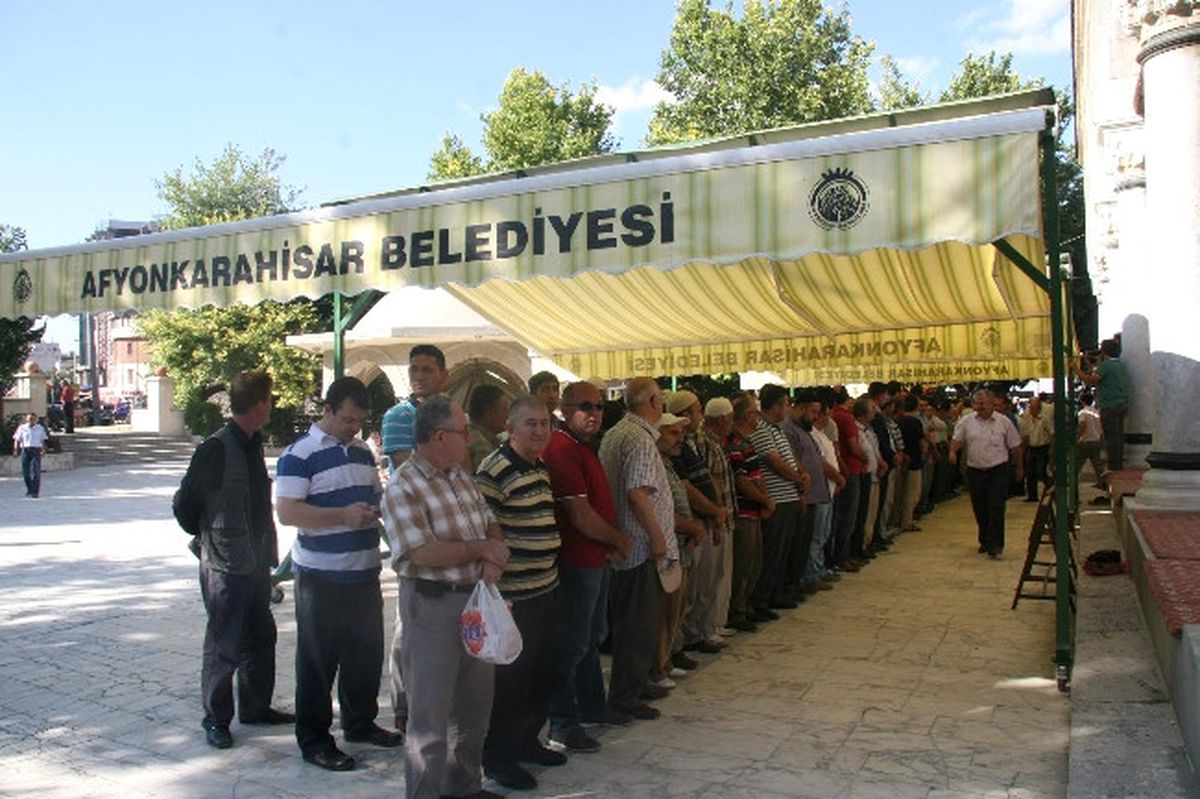 Afyonkarahisar\'da Mısır Katliamına Tepki