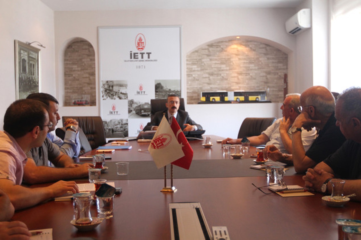 Azerbaycan Milletvekilleri İETT\'yi Ziyaret Etti