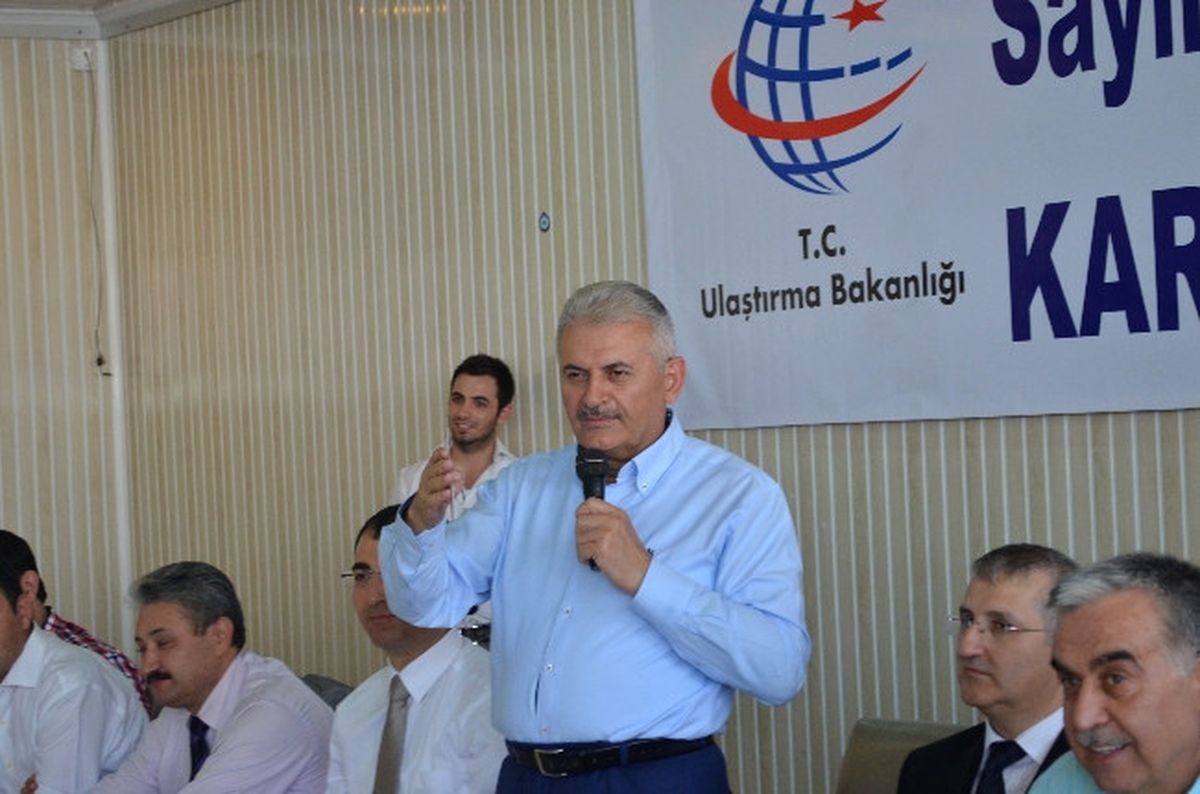 Bakan Yıldırım: "Bdp Bin Kere Düşünüp Bir Kere Konuşsun"