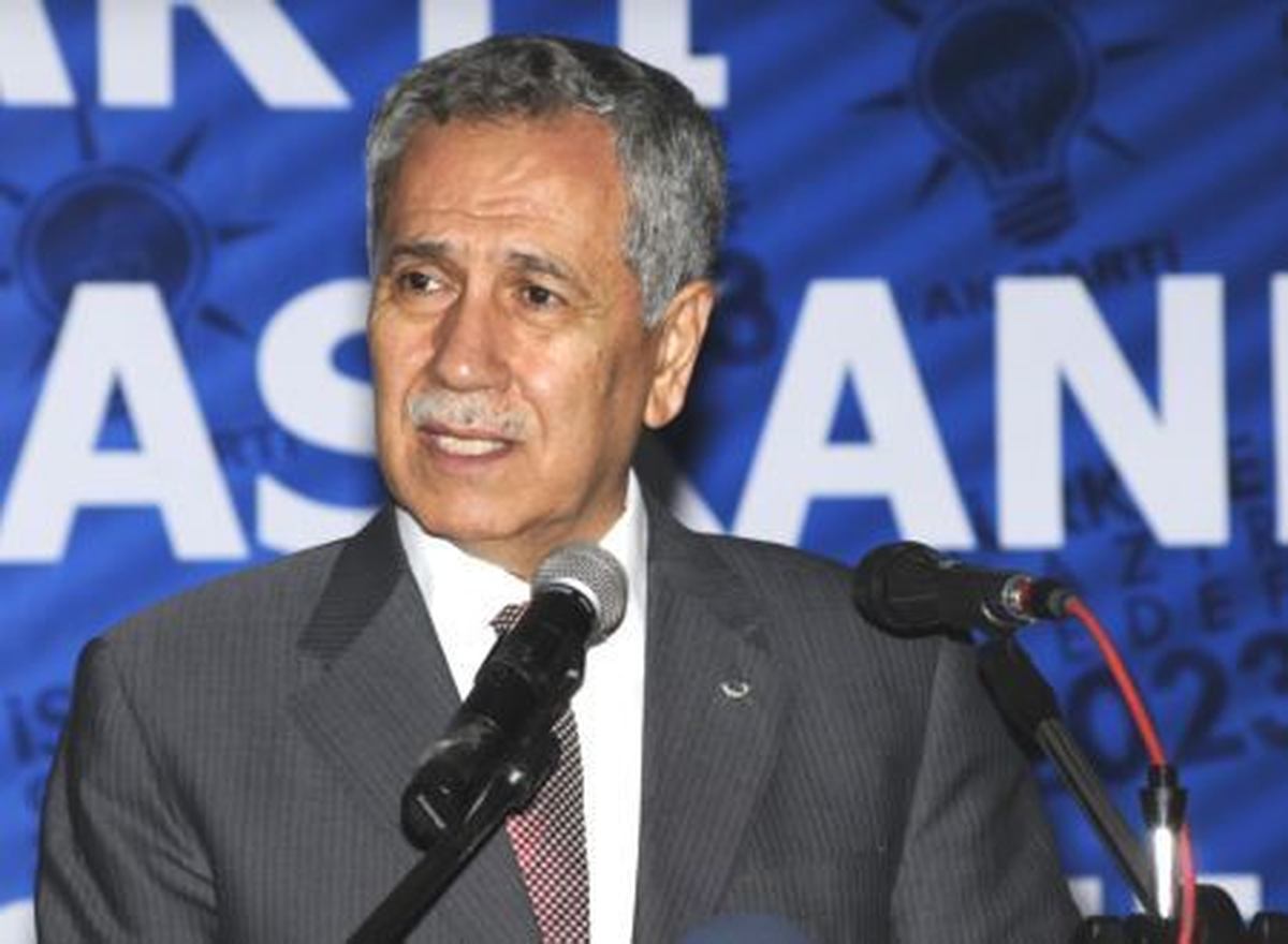 Başbakan Yardımcısı Arınç, Manisa\'da
