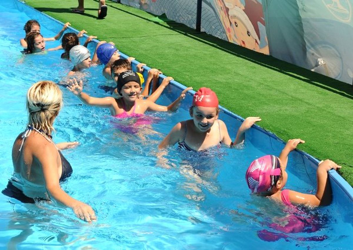 Çocuklar Portatif Havuzları Çok Sevdi