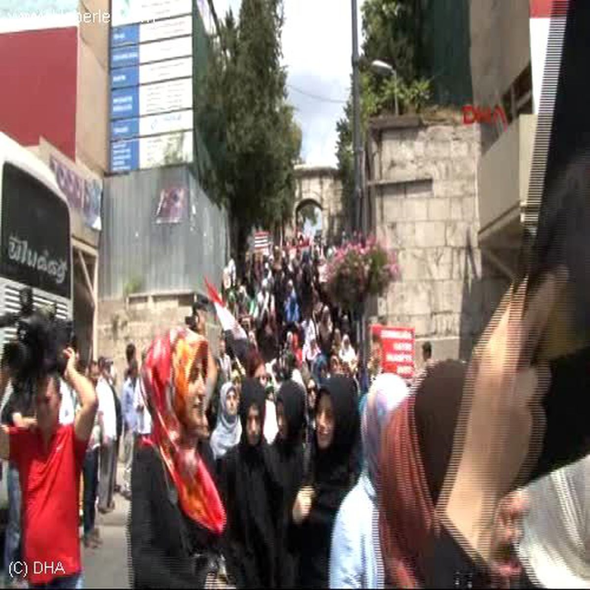 Fatih\'te Mısır Protestosu