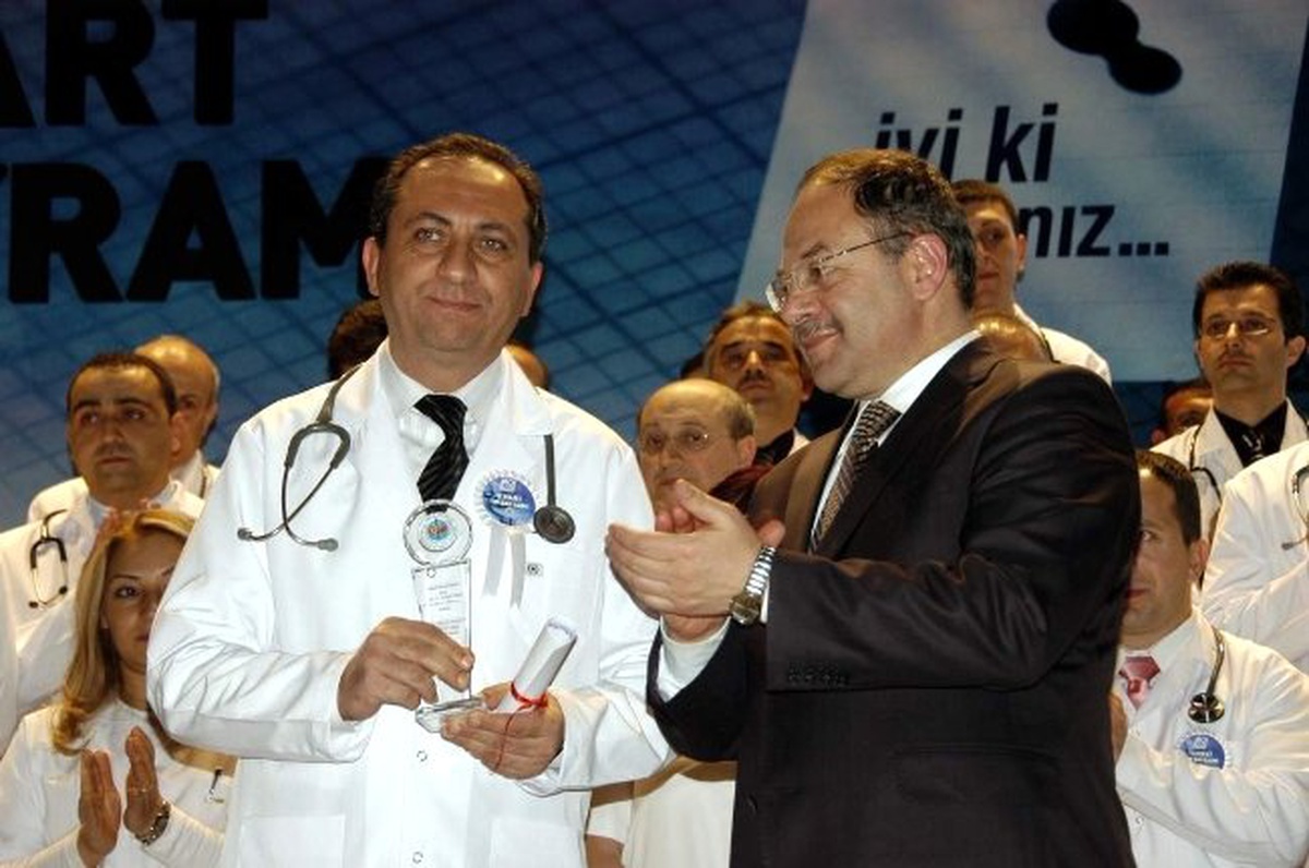 Göğüs Hastanesi Kurucu Başhekimi Kansere Yenik Düştü